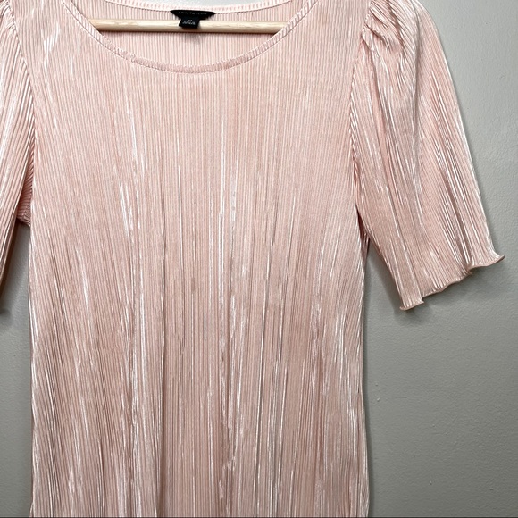 Vintage ANN TAYLOR Blush Peach Pink Crinkle Shimmering Pleated Top Blouse - Picture 8 of 8